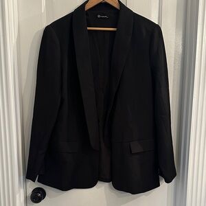 Pretty Garden Black Blazer